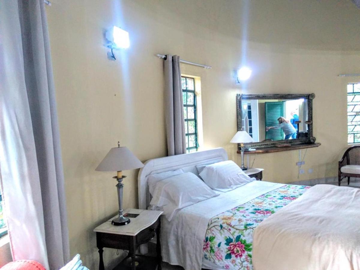 Villa Serena Bed & Breakfast Embu Kültér fotó